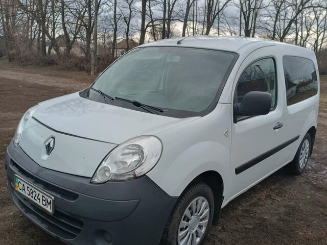 Білий Рено Кєнгу, об'ємом двигуна 1.5 л та пробігом 230 тис. км за 6200 $, фото 7 на Automoto.ua
