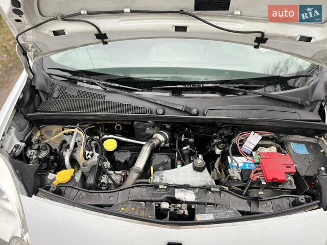 Білий Рено Кєнгу, об'ємом двигуна 1.5 л та пробігом 288 тис. км за 6300 $, фото 37 на Automoto.ua