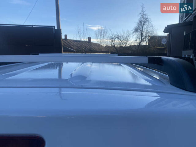 Белый Рено Кенгу, объемом двигателя 1.5 л и пробегом 223 тыс. км за 7600 $, фото 6 на Automoto.ua