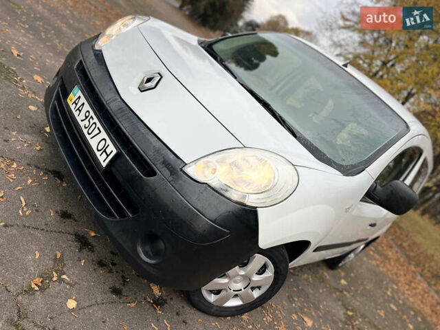 Белый Рено Кенгу, объемом двигателя 1.5 л и пробегом 288 тыс. км за 6350 $, фото 1 на Automoto.ua