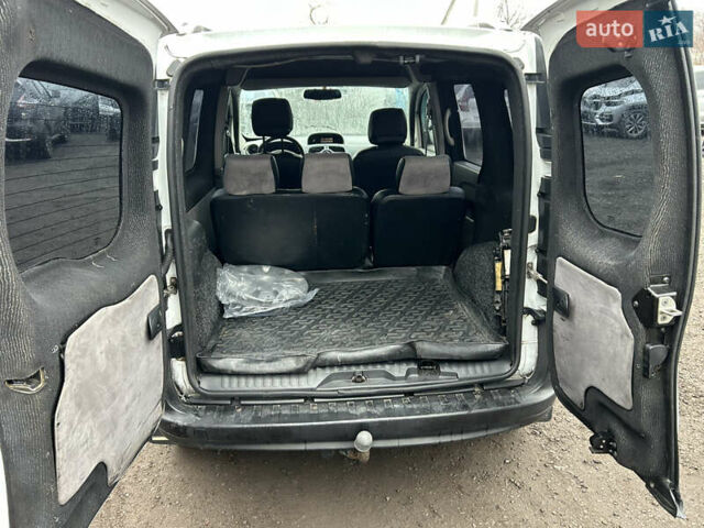 Білий Рено Кєнгу, об'ємом двигуна 1.46 л та пробігом 277 тис. км за 5500 $, фото 12 на Automoto.ua