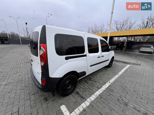 Белый Рено Кенгу, объемом двигателя 1.46 л и пробегом 172 тыс. км за 8200 $, фото 7 на Automoto.ua