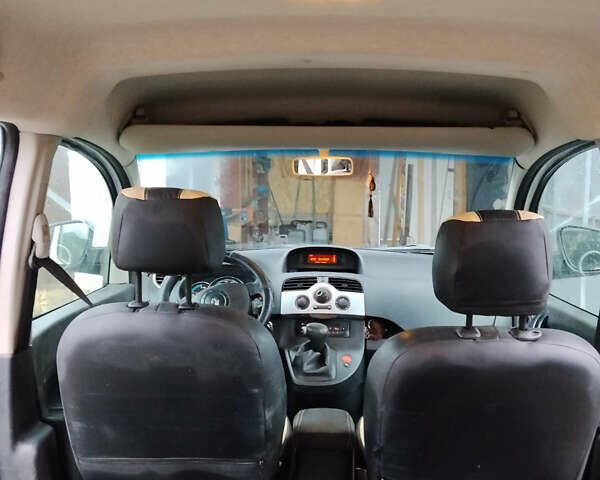 Білий Рено Кєнгу, об'ємом двигуна 0 л та пробігом 109 тис. км за 7300 $, фото 17 на Automoto.ua