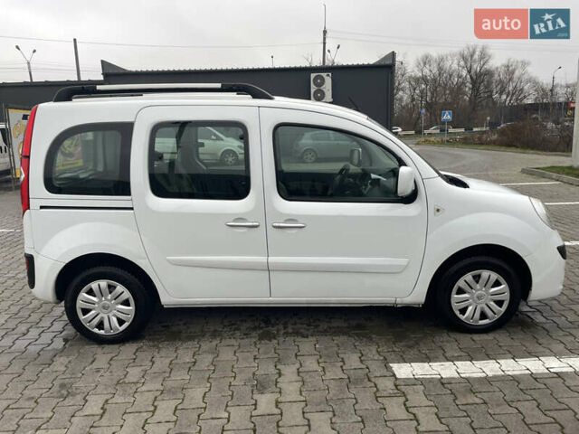 Білий Рено Кєнгу, об'ємом двигуна 0 л та пробігом 216 тис. км за 8200 $, фото 14 на Automoto.ua