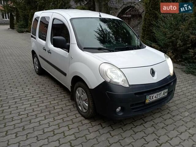 Белый Рено Кенгу, объемом двигателя 1.5 л и пробегом 298 тыс. км за 7750 $, фото 5 на Automoto.ua