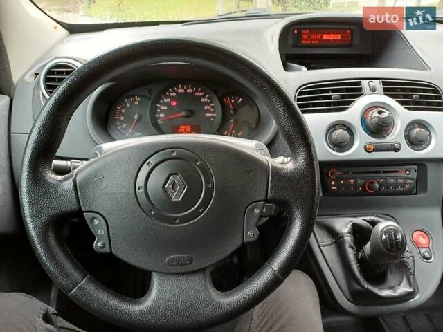 Білий Рено Кєнгу, об'ємом двигуна 1.5 л та пробігом 273 тис. км за 5200 $, фото 10 на Automoto.ua