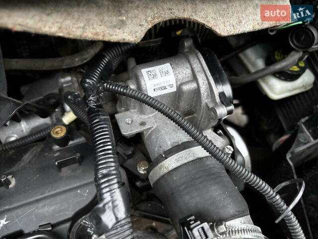 Белый Рено Кенгу, объемом двигателя 1.46 л и пробегом 287 тыс. км за 4700 $, фото 38 на Automoto.ua