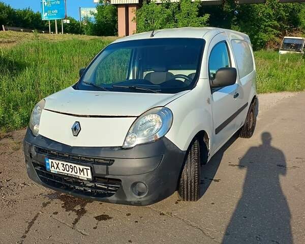 Белый Рено Кенгу, объемом двигателя 1.5 л и пробегом 311 тыс. км за 3700 $, фото 4 на Automoto.ua
