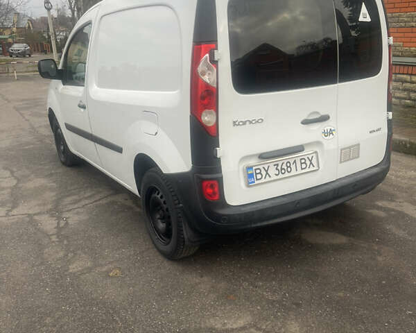 Белый Рено Кенгу, объемом двигателя 1.5 л и пробегом 202 тыс. км за 6400 $, фото 5 на Automoto.ua