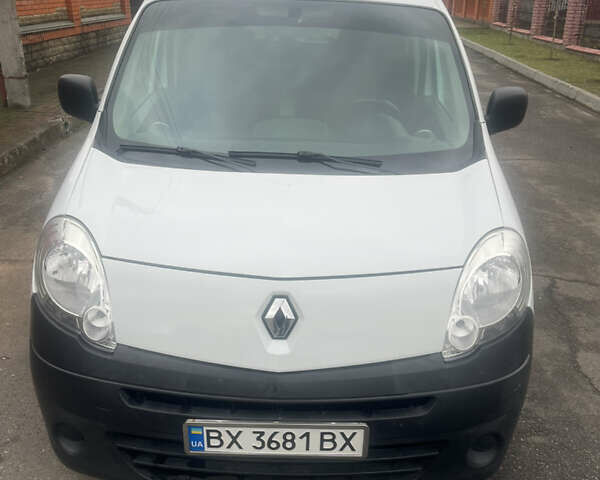 Белый Рено Кенгу, объемом двигателя 1.5 л и пробегом 202 тыс. км за 6400 $, фото 9 на Automoto.ua