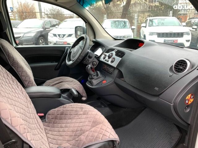 Белый Рено Кенгу, объемом двигателя 1.5 л и пробегом 260 тыс. км за 7490 $, фото 20 на Automoto.ua