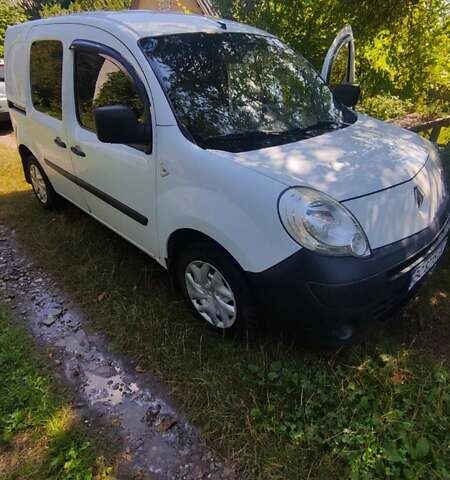 Белый Рено Кенгу, объемом двигателя 1.46 л и пробегом 240 тыс. км за 5300 $, фото 1 на Automoto.ua