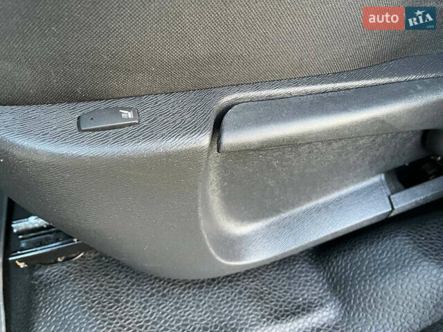 Белый Рено Кенгу, объемом двигателя 0 л и пробегом 29 тыс. км за 4999 $, фото 15 на Automoto.ua