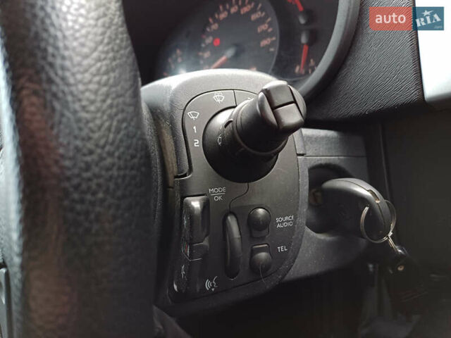 Білий Рено Кєнгу, об'ємом двигуна 1.5 л та пробігом 273 тис. км за 5200 $, фото 14 на Automoto.ua
