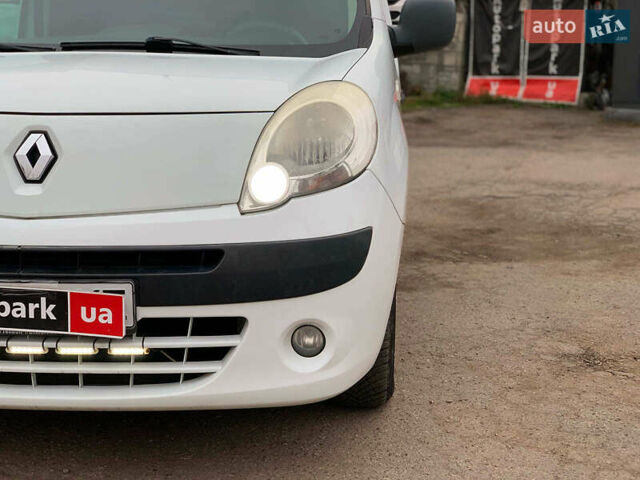 Білий Рено Кєнгу, об'ємом двигуна 1.5 л та пробігом 260 тис. км за 7490 $, фото 8 на Automoto.ua