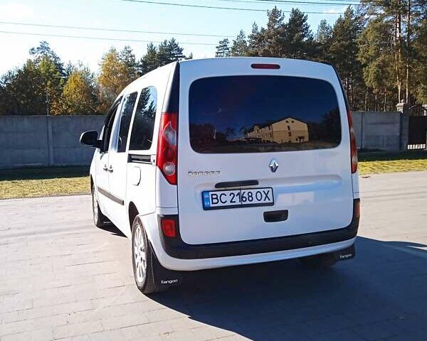Белый Рено Кенгу, объемом двигателя 1.46 л и пробегом 279 тыс. км за 7500 $, фото 17 на Automoto.ua