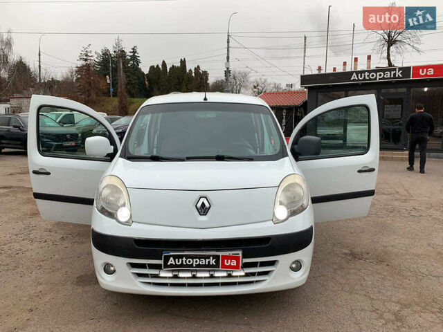 Білий Рено Кєнгу, об'ємом двигуна 1.5 л та пробігом 260 тис. км за 7490 $, фото 13 на Automoto.ua
