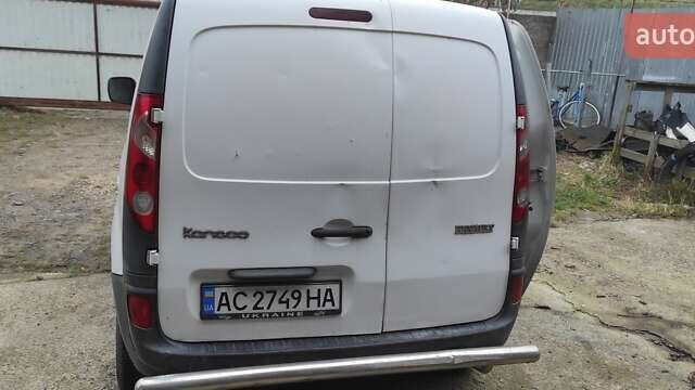 Белый Рено Кенгу, объемом двигателя 1.46 л и пробегом 372 тыс. км за 5300 $, фото 3 на Automoto.ua