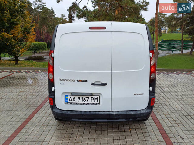 Білий Рено Кєнгу, об'ємом двигуна 1.5 л та пробігом 273 тис. км за 6200 $, фото 3 на Automoto.ua