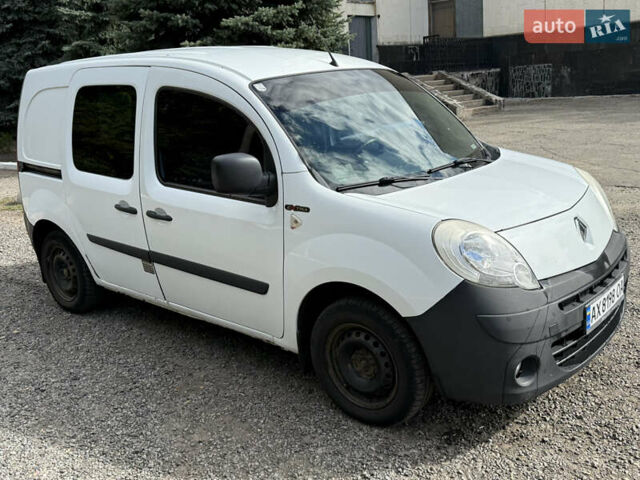 Белый Рено Кенгу, объемом двигателя 1.46 л и пробегом 211 тыс. км за 5800 $, фото 3 на Automoto.ua