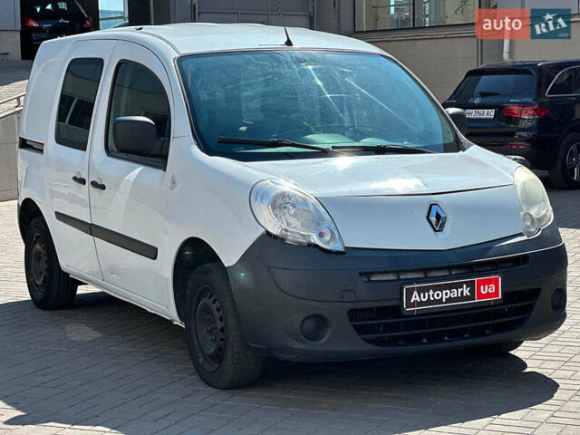 Белый Рено Кенгу, объемом двигателя 1.5 л и пробегом 247 тыс. км за 5990 $, фото 2 на Automoto.ua