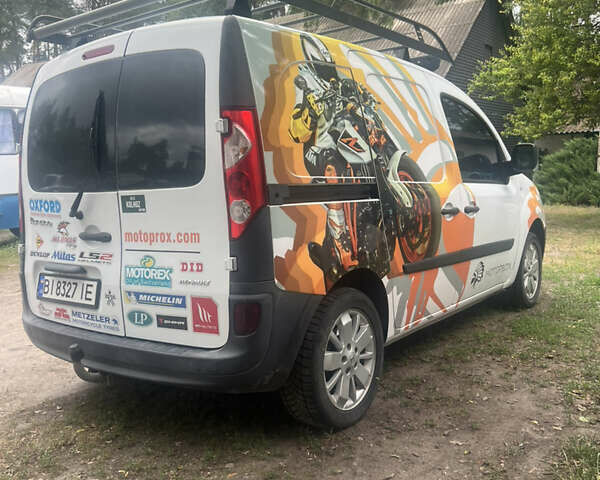 Белый Рено Кенгу, объемом двигателя 1.46 л и пробегом 197 тыс. км за 5999 $, фото 6 на Automoto.ua