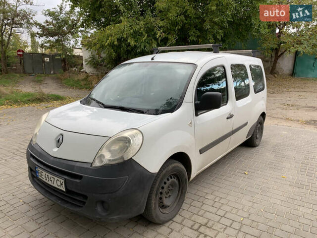 Белый Рено Кенгу, объемом двигателя 1.5 л и пробегом 315 тыс. км за 8300 $, фото 23 на Automoto.ua