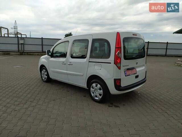 Белый Рено Кенгу, объемом двигателя 1.5 л и пробегом 282 тыс. км за 7750 $, фото 5 на Automoto.ua