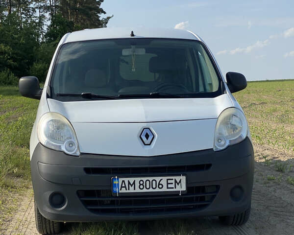 Білий Рено Кєнгу, об'ємом двигуна 1.46 л та пробігом 254 тис. км за 6700 $, фото 1 на Automoto.ua