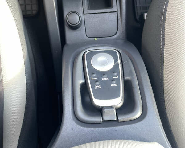 Белый Рено Кенгу, объемом двигателя 1.5 л и пробегом 216 тыс. км за 8300 $, фото 5 на Automoto.ua