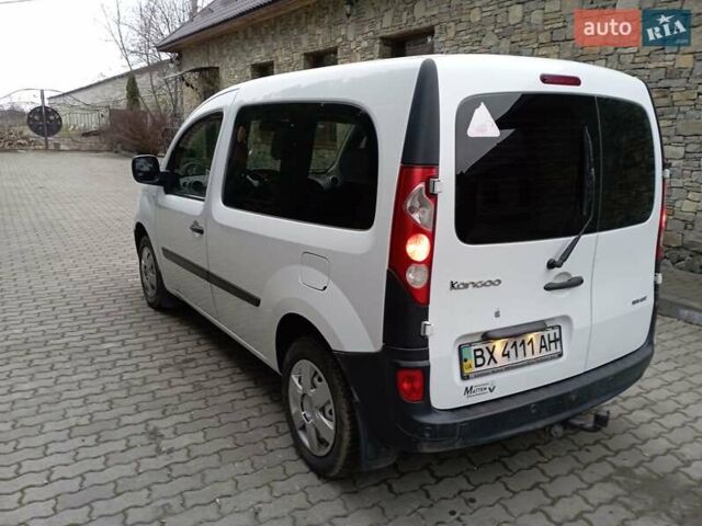 Белый Рено Кенгу, объемом двигателя 1.5 л и пробегом 298 тыс. км за 7750 $, фото 2 на Automoto.ua