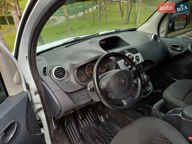 Білий Рено Кєнгу, об'ємом двигуна 1.5 л та пробігом 273 тис. км за 6200 $, фото 9 на Automoto.ua