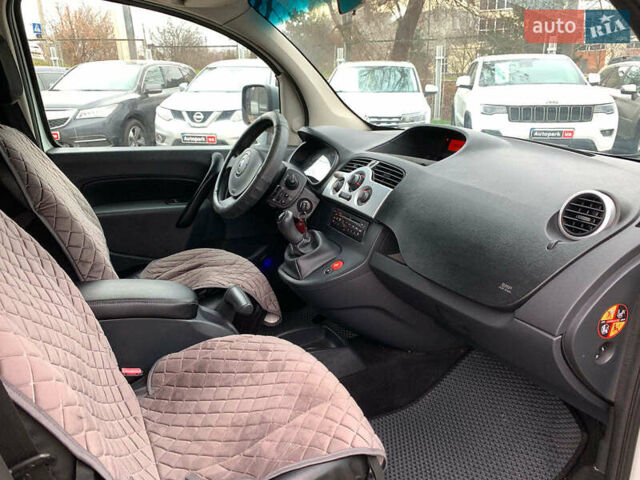 Білий Рено Кєнгу, об'ємом двигуна 1.5 л та пробігом 260 тис. км за 7490 $, фото 20 на Automoto.ua