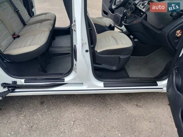 Білий Рено Кєнгу, об'ємом двигуна 1.5 л та пробігом 265 тис. км за 8500 $, фото 23 на Automoto.ua