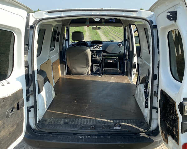 Білий Рено Кєнгу, об'ємом двигуна 1.46 л та пробігом 254 тис. км за 6700 $, фото 24 на Automoto.ua