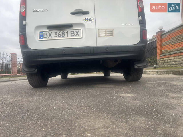 Белый Рено Кенгу, объемом двигателя 1.5 л и пробегом 202 тыс. км за 6400 $, фото 13 на Automoto.ua