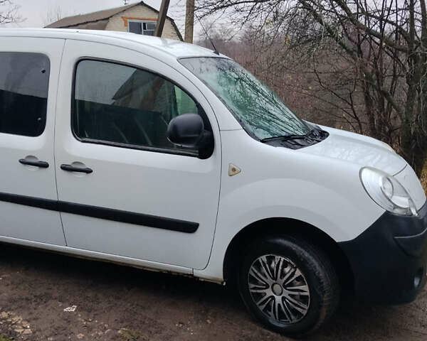 Білий Рено Кєнгу, об'ємом двигуна 0 л та пробігом 109 тис. км за 7300 $, фото 1 на Automoto.ua