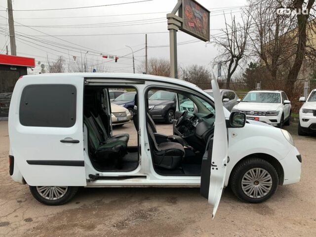 Белый Рено Кенгу, объемом двигателя 1.5 л и пробегом 260 тыс. км за 7490 $, фото 12 на Automoto.ua