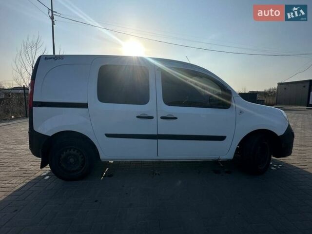 Білий Рено Кєнгу, об'ємом двигуна 1.5 л та пробігом 282 тис. км за 6650 $, фото 11 на Automoto.ua