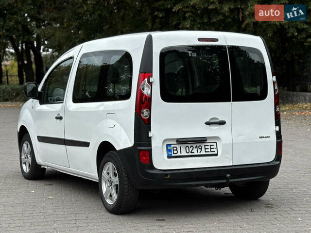 Белый Рено Кенгу, объемом двигателя 1.46 л и пробегом 287 тыс. км за 4700 $, фото 8 на Automoto.ua