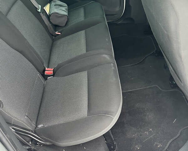 Белый Рено Кенгу, объемом двигателя 0 л и пробегом 238 тыс. км за 7800 $, фото 24 на Automoto.ua