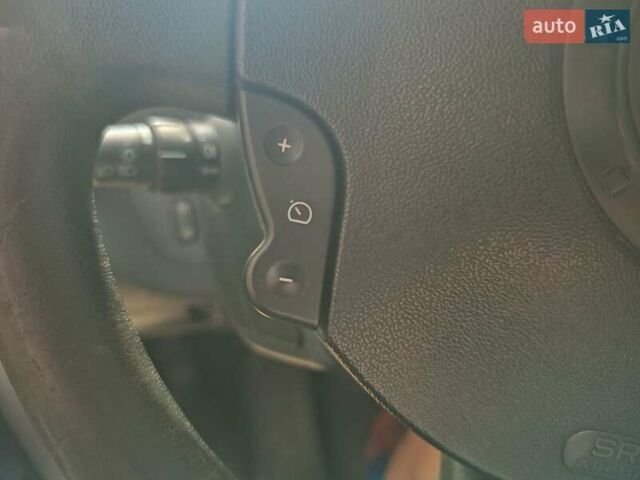 Белый Рено Кенгу, объемом двигателя 1.46 л и пробегом 267 тыс. км за 7500 $, фото 10 на Automoto.ua