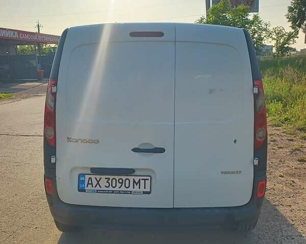Белый Рено Кенгу, объемом двигателя 1.5 л и пробегом 311 тыс. км за 3700 $, фото 6 на Automoto.ua
