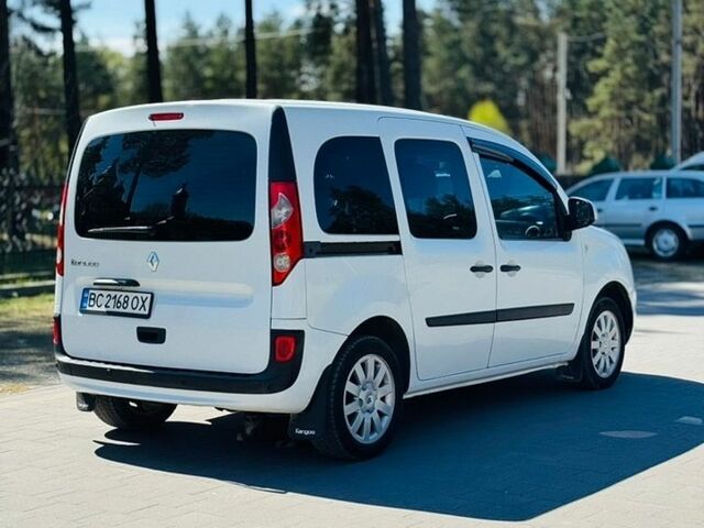 Белый Рено Кенгу, объемом двигателя 1.46 л и пробегом 280 тыс. км за 7100 $, фото 13 на Automoto.ua