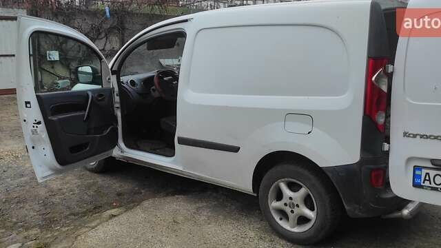 Белый Рено Кенгу, объемом двигателя 1.46 л и пробегом 372 тыс. км за 5300 $, фото 7 на Automoto.ua