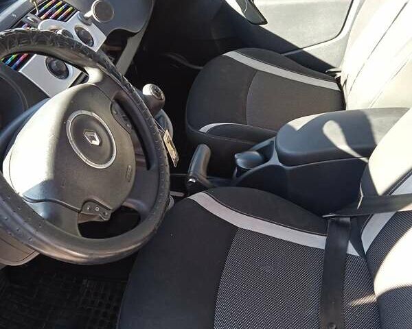 Белый Рено Кенгу, объемом двигателя 1.46 л и пробегом 279 тыс. км за 7500 $, фото 11 на Automoto.ua