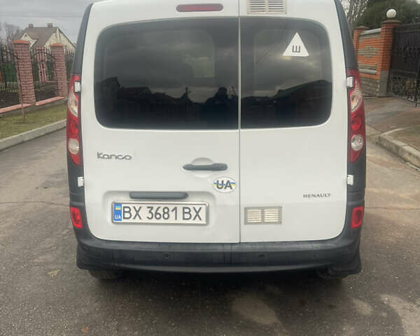 Белый Рено Кенгу, объемом двигателя 1.5 л и пробегом 202 тыс. км за 6400 $, фото 4 на Automoto.ua