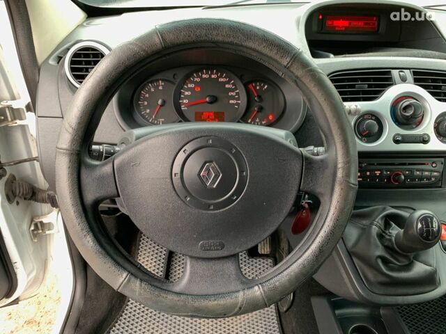 Белый Рено Кенгу, объемом двигателя 1.5 л и пробегом 260 тыс. км за 7490 $, фото 24 на Automoto.ua