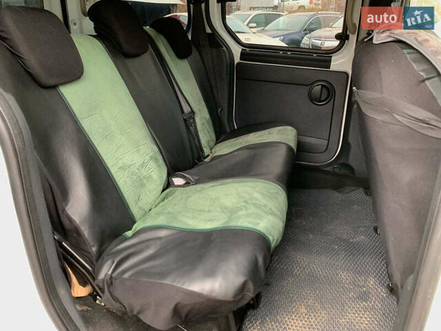 Білий Рено Кєнгу, об'ємом двигуна 1.5 л та пробігом 260 тис. км за 7490 $, фото 19 на Automoto.ua