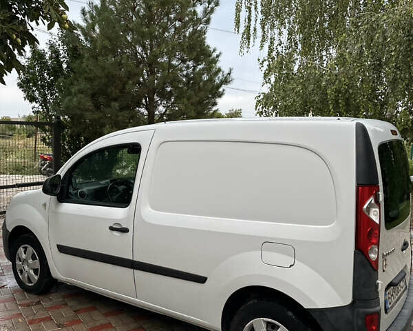 Белый Рено Кенгу, объемом двигателя 1.46 л и пробегом 252 тыс. км за 7100 $, фото 4 на Automoto.ua
